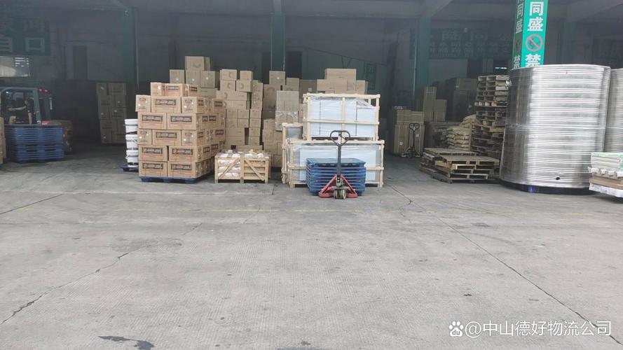 我们配备专业的物流团队,从货物打包,装车,运输到卸货,每个环节都严格